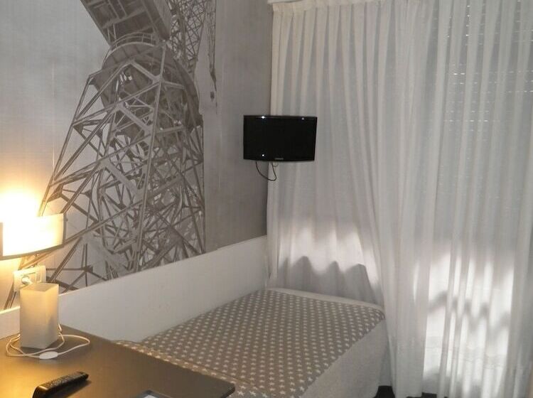 Quarto Estandar Individual, Photo Zabalburu
