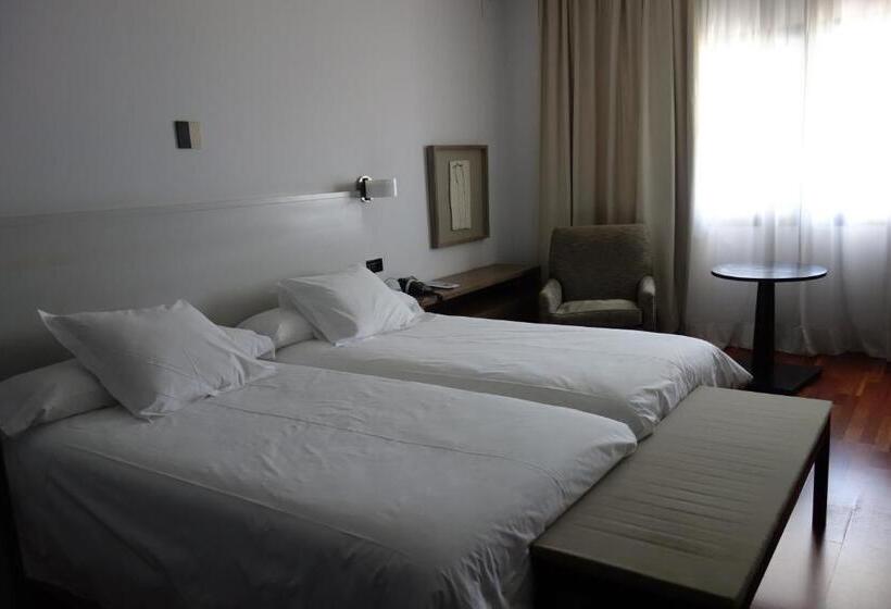 Quarto standard, Parador De Antequera