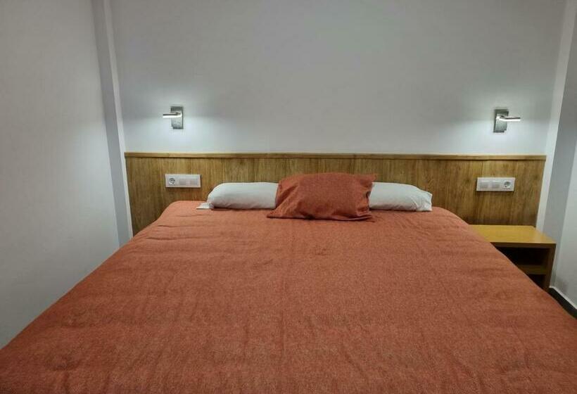 اتاق استاندارد, Hostal Andrés