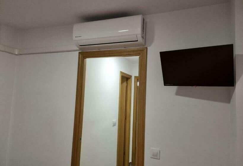 اتاق استاندارد, Hostal Andrés