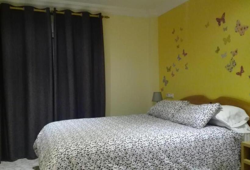سوئیت با وان آب گرم, Hostal Andrés