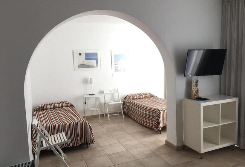 اتاق استاندارد چهار تخته, Casa Del Mar Hotel & Apartaments