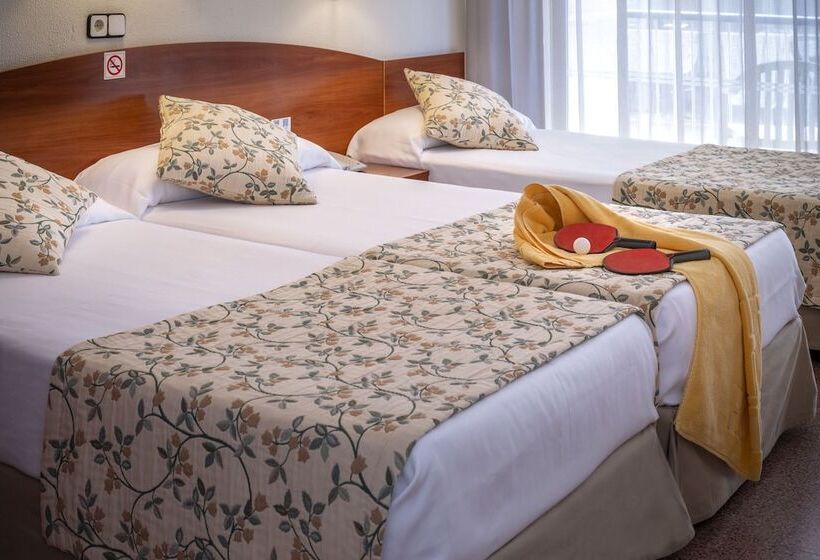 חדר סטנדרט עם מרפסת, Ght Costa Brava & Spa