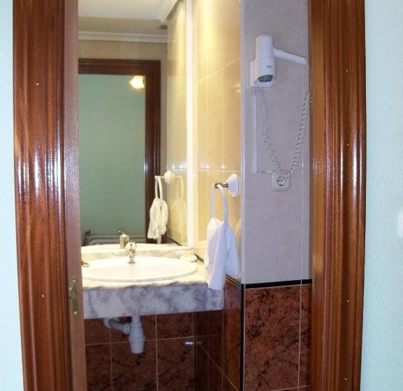 Quarto Estandar Individual, Hostal Virgen Del Villar