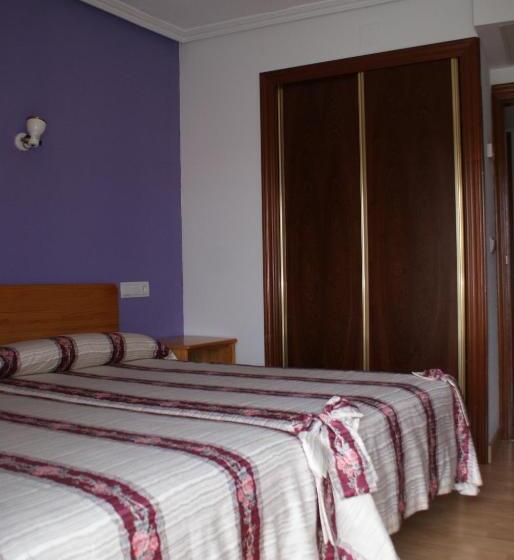 Quarto Estandar Individual, Hostal Virgen Del Villar