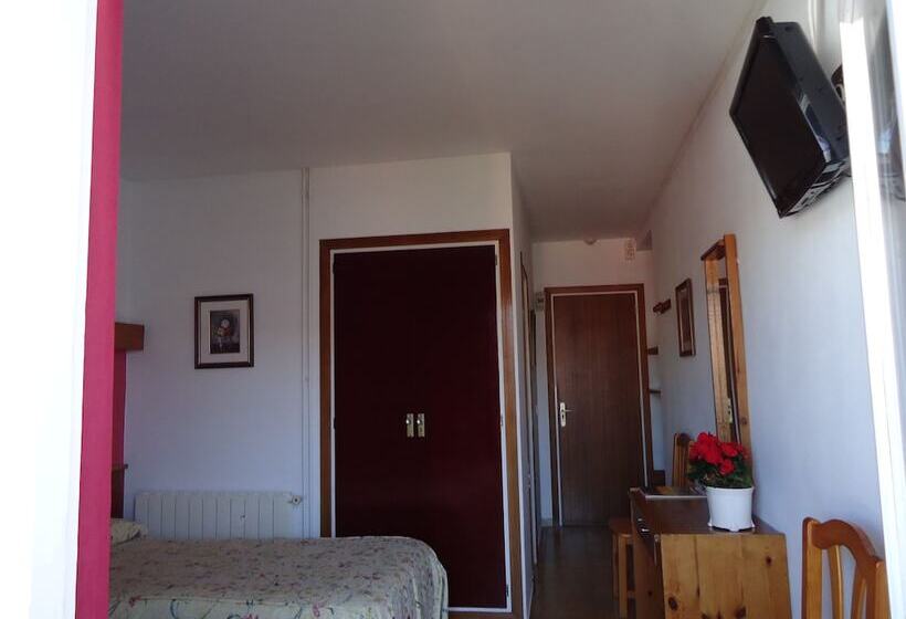 اتاق استاندارد یک نفره, Hostal Magnolia