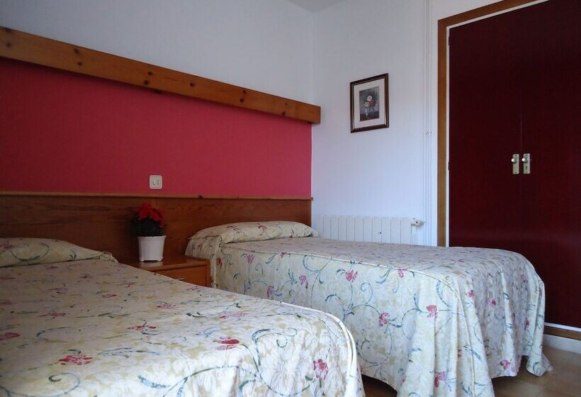 اتاق استاندارد سه نفره, Hostal Magnolia