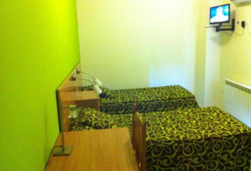 Habitación Estándar, Hostal Neptuno