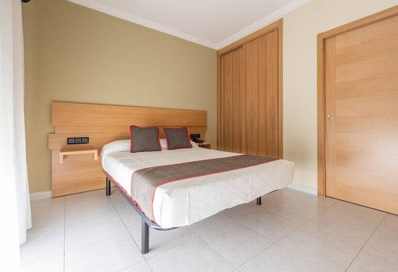Quarto Estandar, Casa Marín