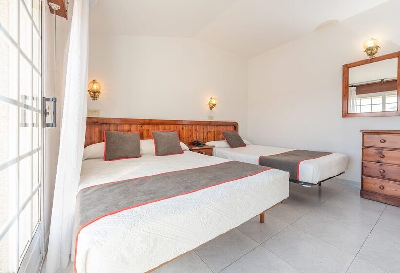 Quarto Triplo Superior, Casa Marín