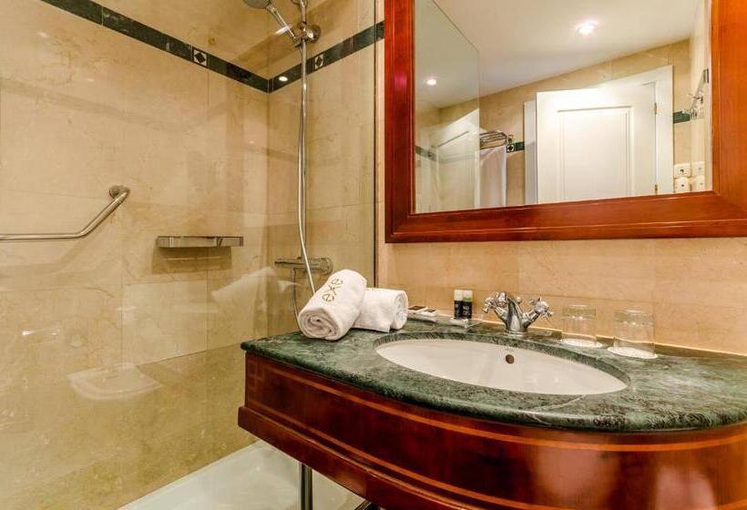 Номер Стандарт, Exe Laietana Palace