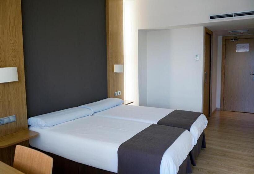 Quarto Triplo Estandar, Jatorrena