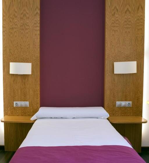 Quarto Estandar Individual, Jatorrena