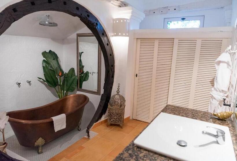 Suite, Pikes Ibiza - Adults Only