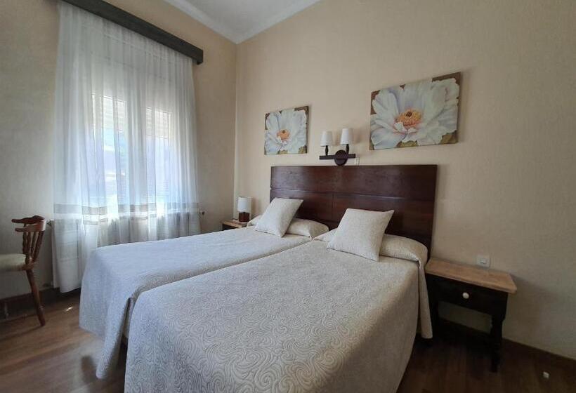 غرفة قياسية, Hostal Canigó