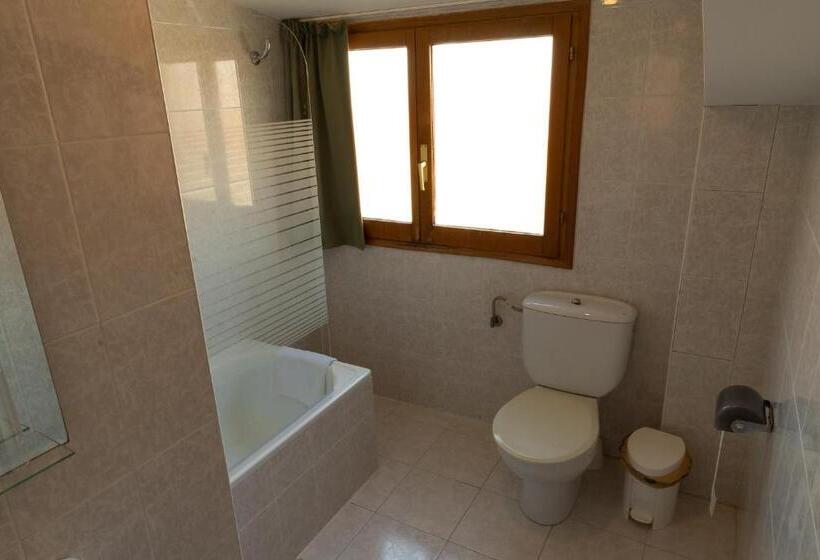 Номер Стандарт, Hostal Legaz