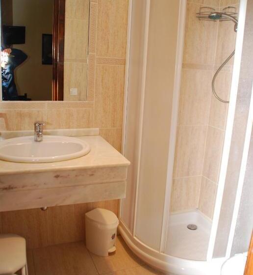 Номер Стандарт, Hostal Ayestaran Ii