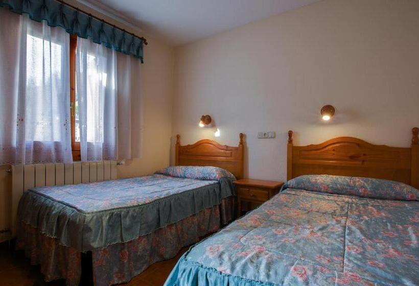 Номер Стандарт, Apartahotel Faure