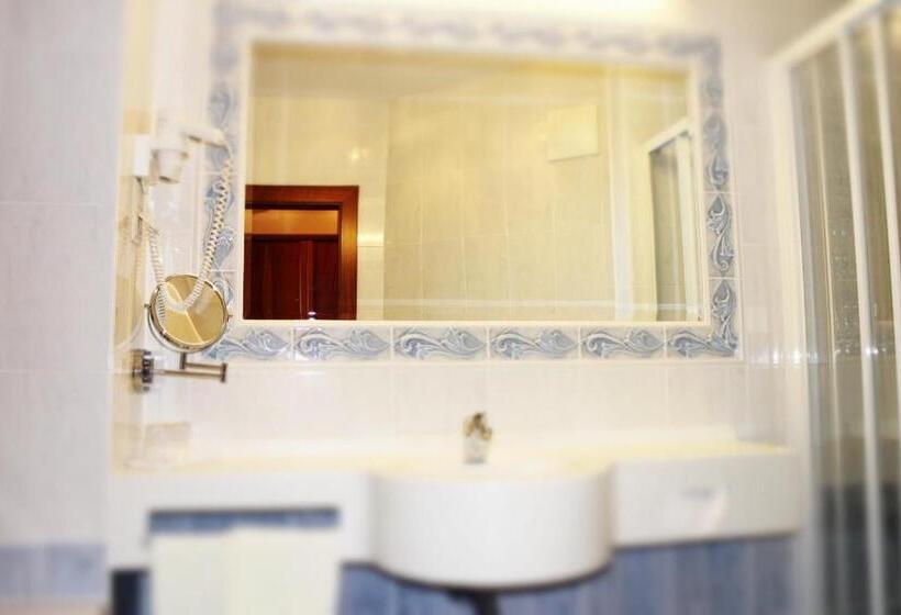 Люкс, Altstadthotel Mosser
