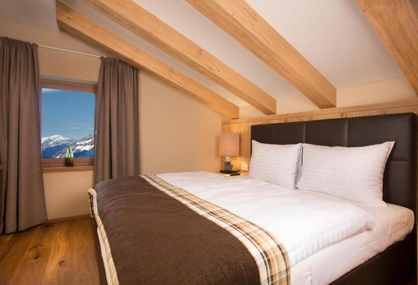 Номер Superior с Балконом, Das Gemütliche Dorfhotel Kaltenhauser