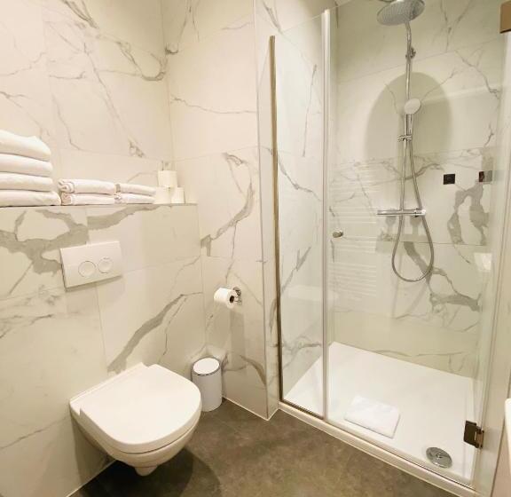 اتاق استاندارد چهار تخته, Marc Aurel   Vienna City Center