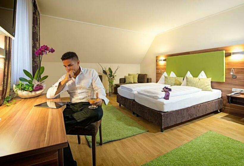 컴포트 룸, Restaurant Häupl