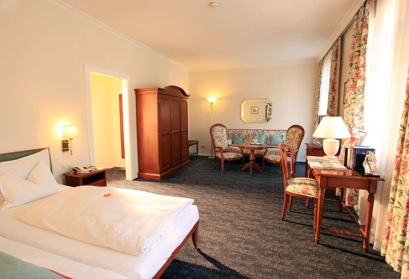 اتاق راحتی, Romantik Hotel Im Weissen Rössl Am Wolfgangsee