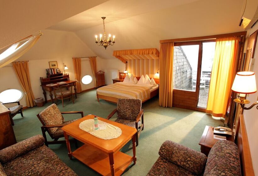 اتاق لوکس با بالکن, Romantik Hotel Im Weissen Rössl Am Wolfgangsee