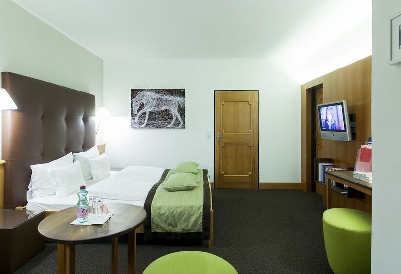 اتاق لوکس با بالکن, Romantik Hotel Im Weissen Rössl Am Wolfgangsee