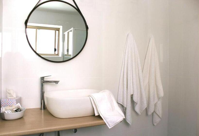 Quarto Deluxe Cama King, Commodore Motor Inn