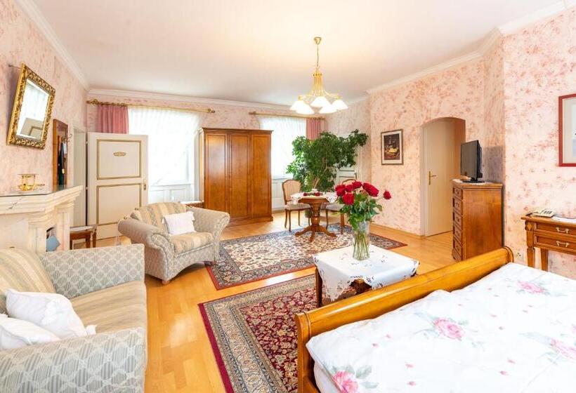 デラックススイート, Schlosshotel Rosenau Superior