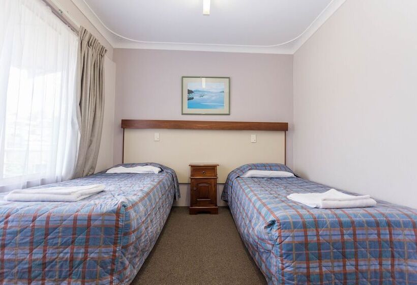 Апартаменты 2 Спальни, Sleepwell Motel
