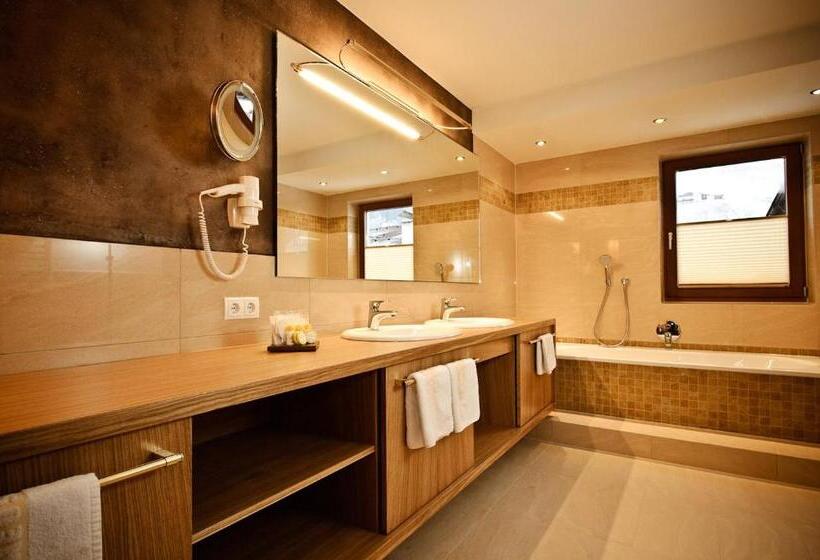 Полулюкс Повышенной Комфортности, Sporthotel Neustift