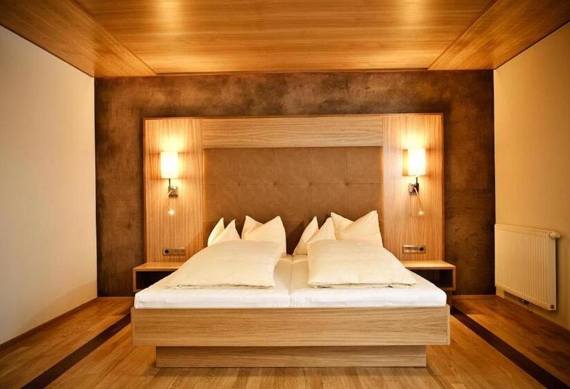 Полулюкс Повышенной Комфортности, Sporthotel Neustift