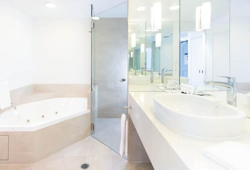 수피리어 룸 풀장 전망, Sofitel Noosa Pacific Resort