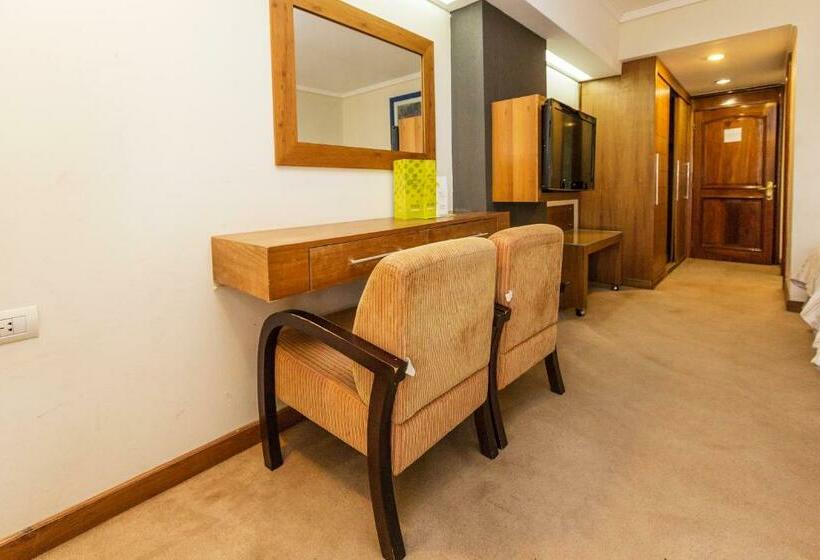 Семейный Номер, Exe Hotel Cataratas
