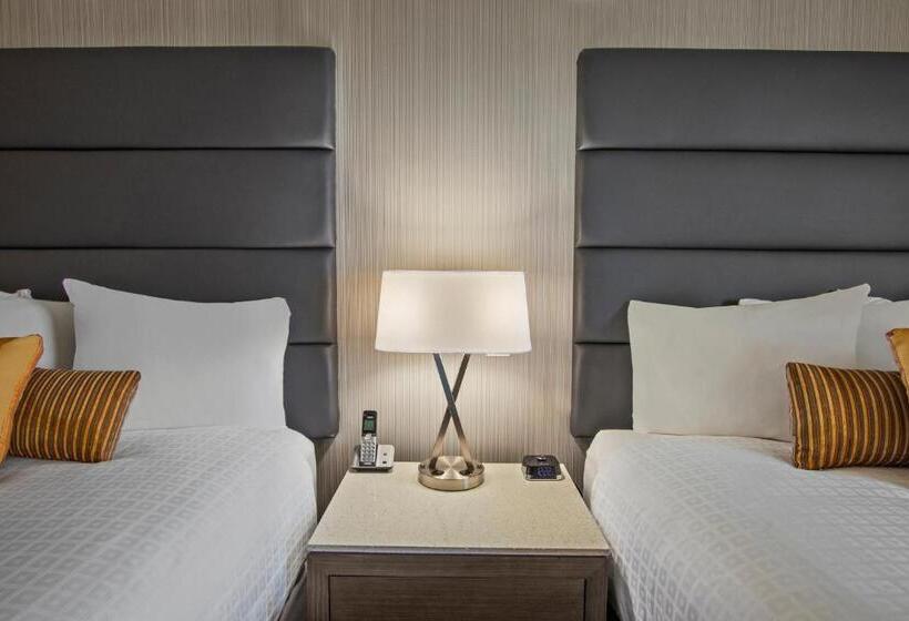 이그제큐티브 룸, Best Western Premier Calgary Plaza Hotel & Conference Centre