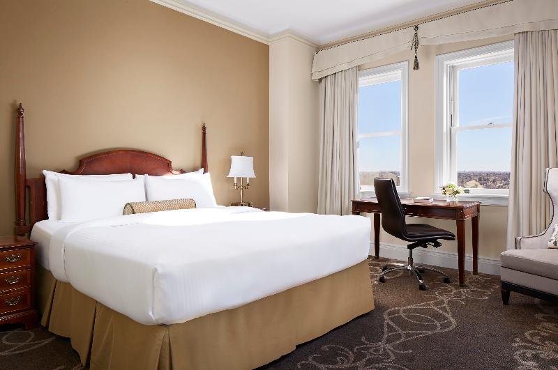 标准间, Fairmont Hotel Macdonald