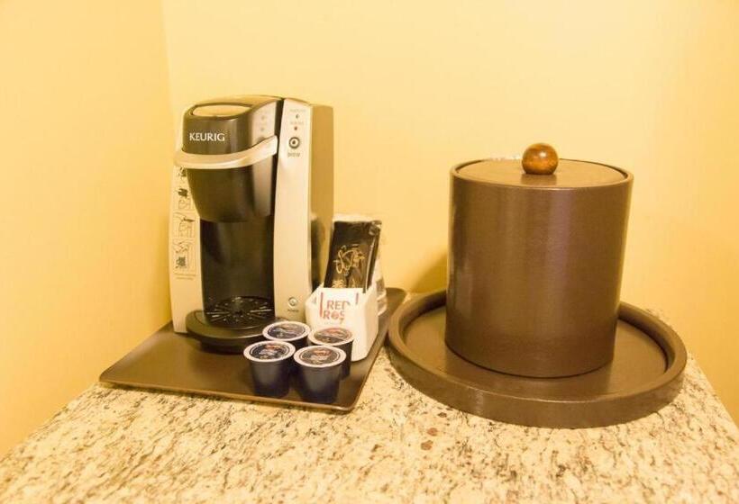 キングサイズベッドのデラックスルーム, Abercorn Hotel, Trademark Collection By Wyndham