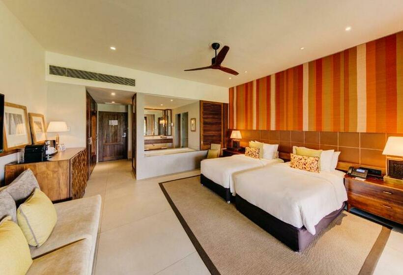 Premium room with terrace, Cinnamon Bentota Beach   Signature Selection