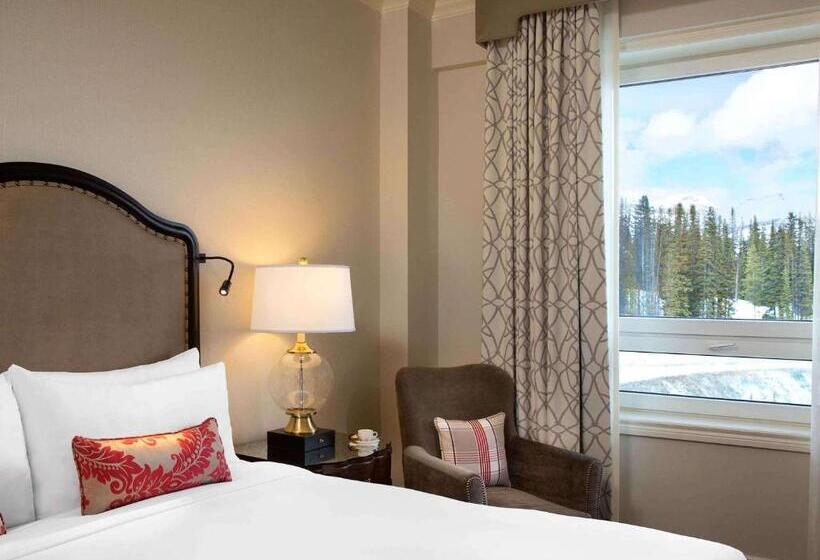 اتاق استاندارد با چشم‌انداز, Fairmont Chateau Lake Louise