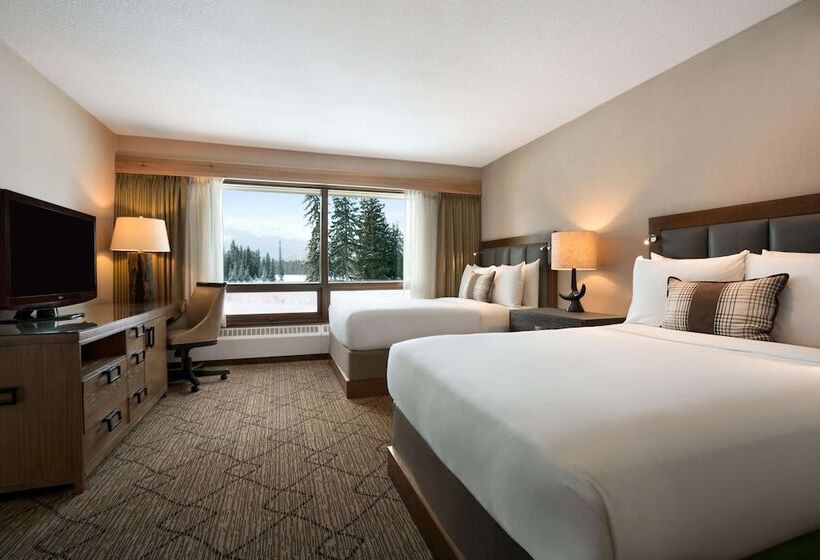 Хижина, Fairmont Jasper Park Lodge