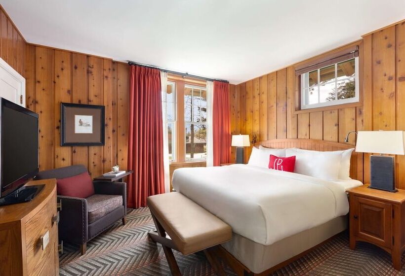 Хижина, Fairmont Jasper Park Lodge