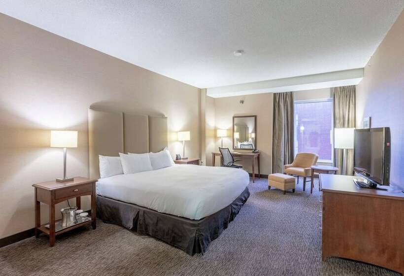 景色の見えるダブルベッドスタンダードルーム, Hilton Saint John