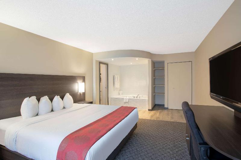Стандартный Номер Кровать Кинг, Quality Inn & Conference Centre Kingston Central