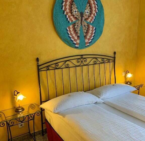 اتاق استاندارد, &hostel Montarina