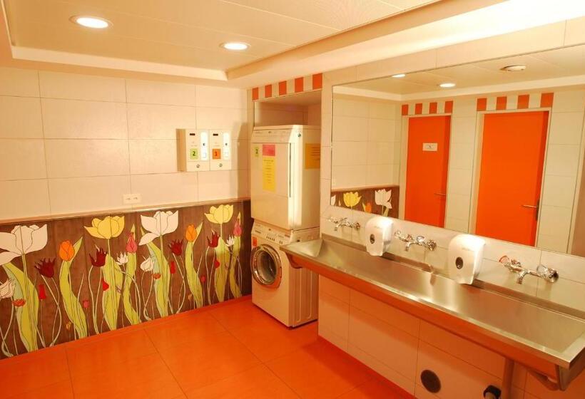 تختخواب در اتاق مشترک, &hostel Montarina