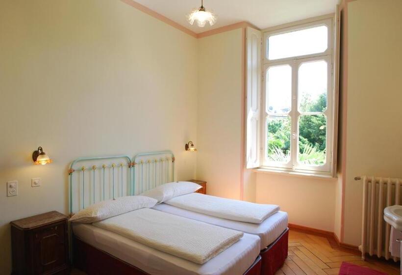 اتاق استاندارد با سرویس بهداشتی مشترک, &hostel Montarina