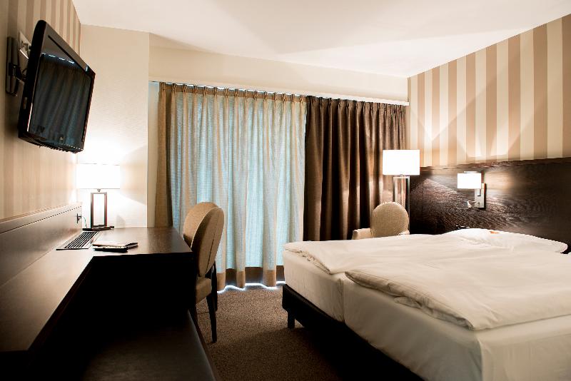 اتاق خانوادگی, Park Hotel Winterthur