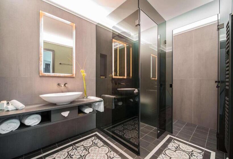Executive Room, Royal St Georges Interlaken Mgallery Collection